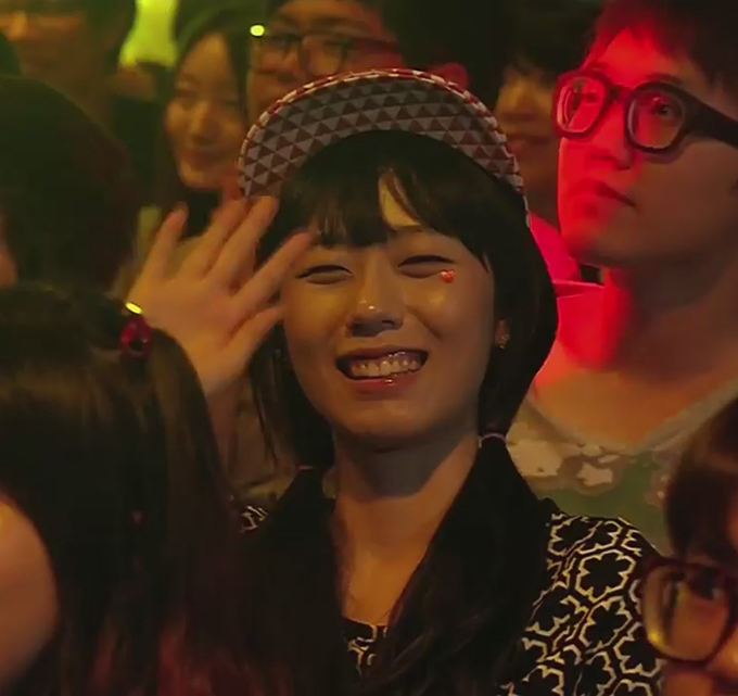 롤 인벤의 와드녀가 롤 남성유저들의 관심을 끌고 있다./ 롤 인벤 캡처