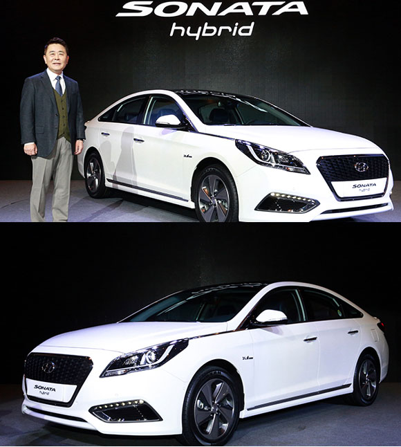 lf 소나타 하이브리드가 출시됐다. lf 소나타 하이브리드는 직분사(GDI) 2.0 하이브리드 엔진을 탑재해 기존 제품 대비 4% 향상된 최고출력 156마력(ps)를 과시해 잘 달리는 하이브리드의 새로운 개념을 구현하고 있다. / 현대기아자동차 홈페이지 캡처