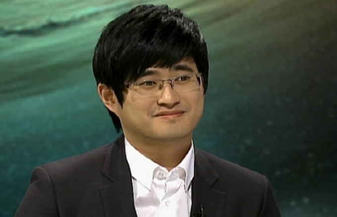 100억대 슈퍼개미 복재성 씨가 폭행 혐의로 구속된 가운데 과거 박시은을 이상형으로 언급했던 사실이 알려지면서 네티즌들의 부정적인 반응을 얻고 있다. / tvN 화성인 바이러스 방송 화면 캡처