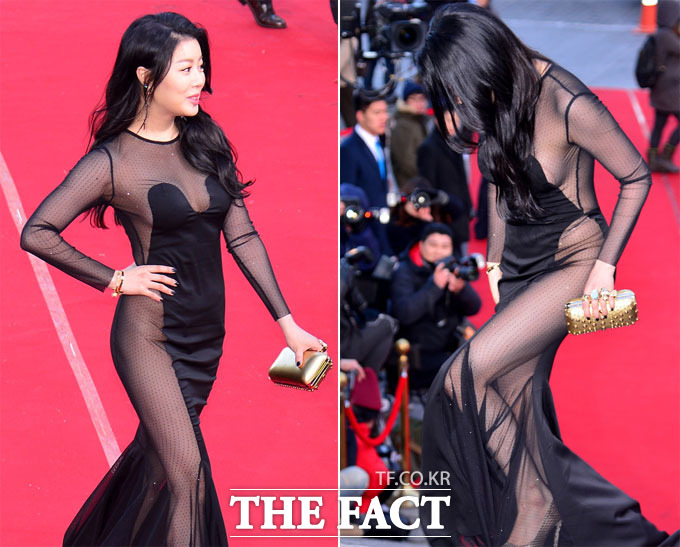 노수람이 청룡영화제에서 파격적인 의상을 입고 나왔다. /남윤호 기자