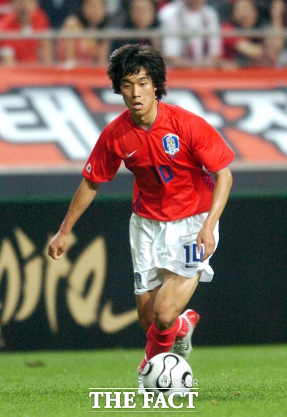 박주영은 2000년대 중후반 한국 축구에 센세이션을 일으키며 일약 황선홍을 잇는 대형 스트라이커로 자리매김했다. / 더팩트 DB