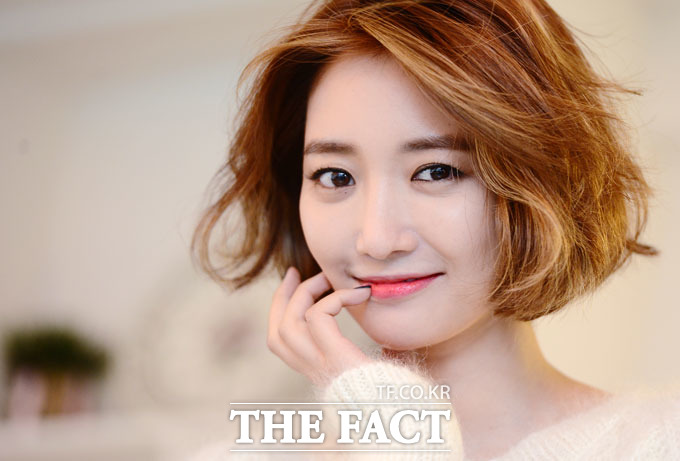 고준희는 고정된 이미지를 버리기 위해 MBC 드라마 여우야 뭐하니 이후 공백기를 가졌다. 그리고 돌아온 tvN 드라마 일년에 열두 남자에서 단발머리를 하며 완판녀로 자리잡았다. /김슬기 기자