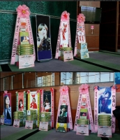  티아라 성탄절에 첫 콘서트! 센스 있는 팬들의 '축하화환' 행렬