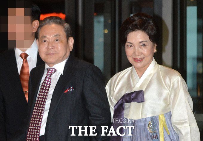 이건희 회장 아내 홍라희 여사의 근황이 알려져 네티즌들의 관심을 받고 있다. / 문병희 기자
