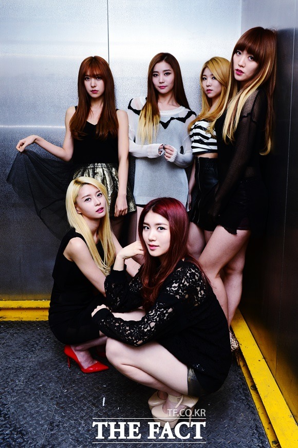 헬로비너스 신곡 위글위글 첫 무대가 2일 공개된다. /남윤호 기자