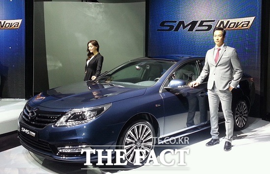 5일 르노삼성자동차가 자사 주력 모델인 중형 세단 SM5의 2015년형 모델 SM5 노바를 출시했다. / 서재근 기자
