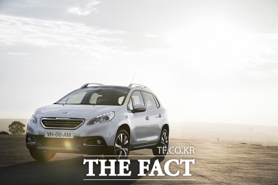 7일 푸조의 한국 공식 수입원 한불모터스는 지난해 푸조와 시트로엥이 국내 시장에서 각각 3118대, 620대를 판매, 사상 최다 판매 실적을 기록했다고 밝혔다. / 한불모터스 제공