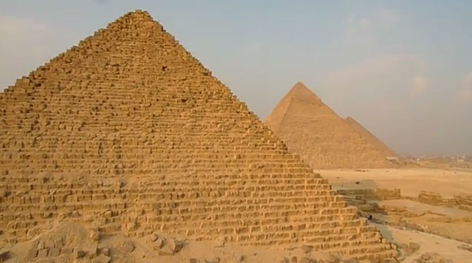 고대 7대 불가사의 가운데 유일하게 현존하는 이집트 피라미드. / 유튜브 영상 캡처