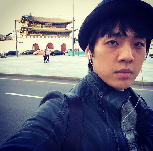 윤상훈에 대한 관심이 높아지고 있다. 윤상훈은 배우 박근형의 아들로 알려져 있다. / 윤상훈 인스타그램 캡처