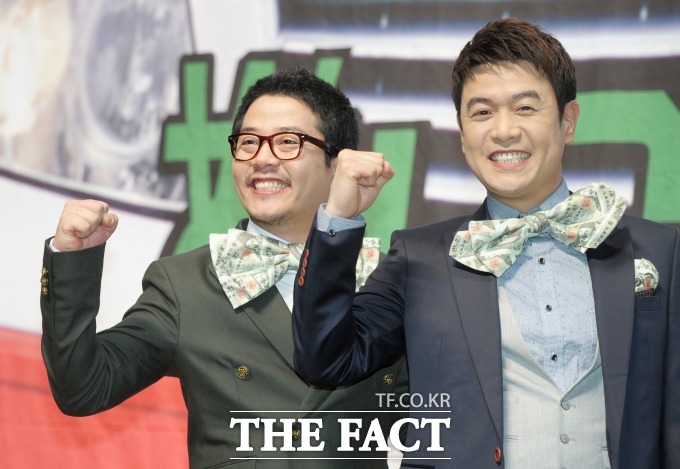 개그맨 김대희(오른쪽)가 김준호(왼쪽)에게 남겼던 2014 KBS 연예대상 수상 소감이 따로 있다고 말했다. / 더팩트DB