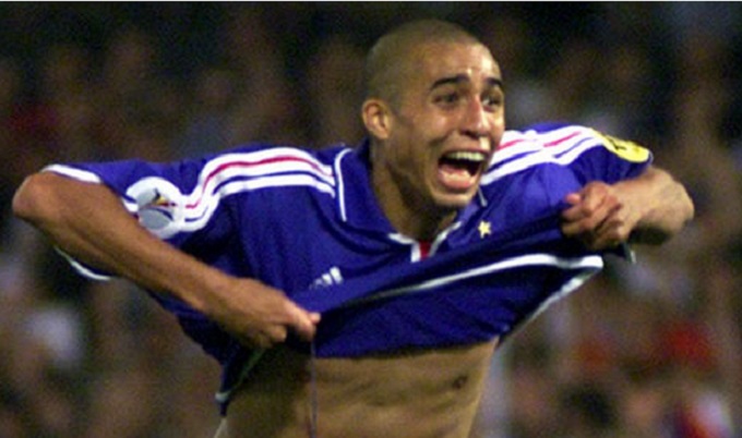 트레제게는 앙리와 함께 대표팀 최전방을 책임지며 1998 프랑스월드컵과 유로 2000 우승을 일궈냈다. / 가디언 캡처
