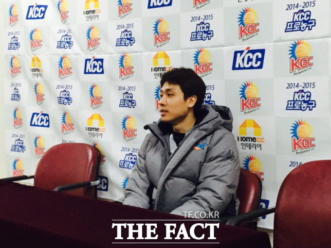 28일 친정팀 KGC인삼공사와 경기 후 기자회견장에서 질문에 답하고 있는 김태술. / 안양체육관 = 박상혁 기자