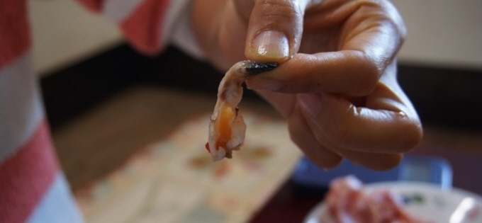 거북손 120% 즐기는 법! 거북손이 한 예능 프로그램에 나와 화제다. 이러면서 거북손을 맛있게 먹는 법 또한 네티즌들의 궁금증을 자아내고 있다. / 온라인 커뮤니티 캡처