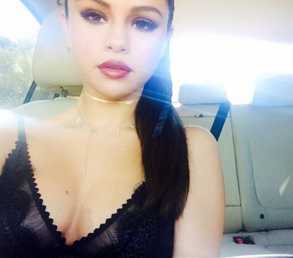 제드와 사랑에 빠진 고메즈. 고메즈는 제드가 완벽한 아빠가 될 것이라 여기고 있다. /고메즈 인스타그램