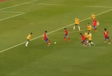 손흥민이 지난달 31일 호주와 아시안컵 결승에서 0-1로 뒤진 후반 47분 극적인 동점골을 넣고 있다. / 유튜브 영상 캡처