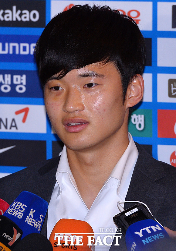 김진수가 1일 인천국제공항 밀레니엄홀에서 열린 기자회견에서 더 발전된 경기력을 보이겠다고 밝혔다. / 인천국제공항 = 김슬기 기자
