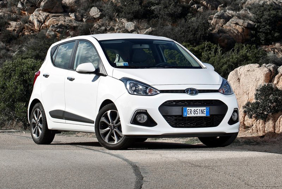 현대자동차의 i10 현대자동차의 i10이 인도, 유럽 등 해외 시장에서 인기를 끌며 출시 8년 만에 200만 대를 돌파하며 i10돌풍을 이끌고 있다./현대자동차 제공