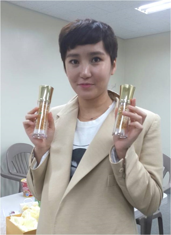 무대에 늘 있어요 한현남이 3인조 영턱스클럽으로 활동하고 있다. /로열 코스메틱스 블로그