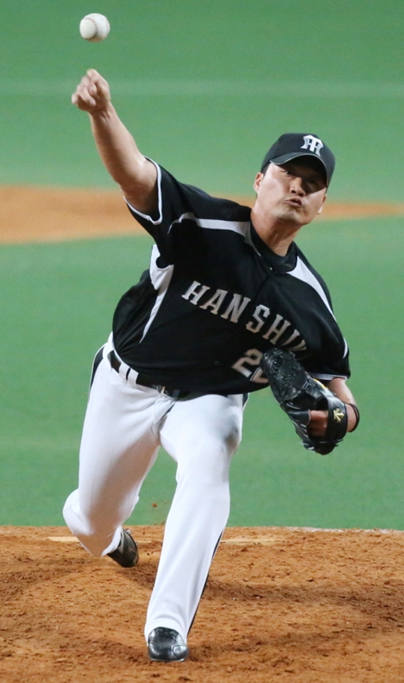 나만의 리듬! 산케이스포츠는 6일 오승환이 충분히 쉰 뒤 불펜 투구를 시작한다고 보도했다. / 닛칸스포츠 제공