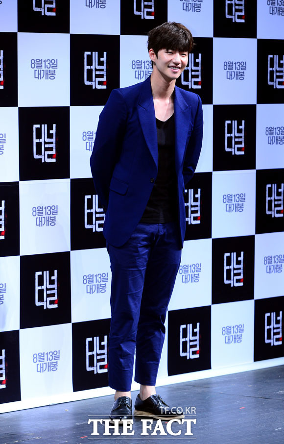 송재림 김소은 교복 데이트 예고. 우결 송재림 김소은 가상부부의 교복 데이트가 예고된 가운데 송재림의 키에 대한 관심이 쏠리고 있다. /김슬기 기자