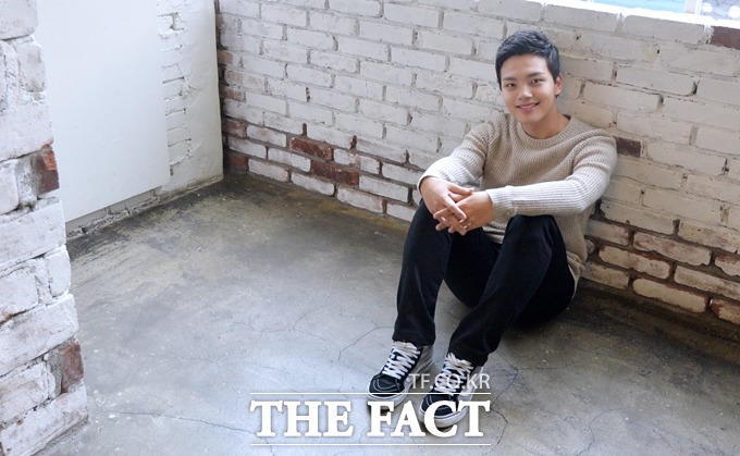 청춘 여진구 선생. 배우 여진구는 10대의 나이지만 연기에 관해서는 성인보다 더 진지한 태도로 일관하며 자신의 연기 철학를 소개했다.  /문병희 기자