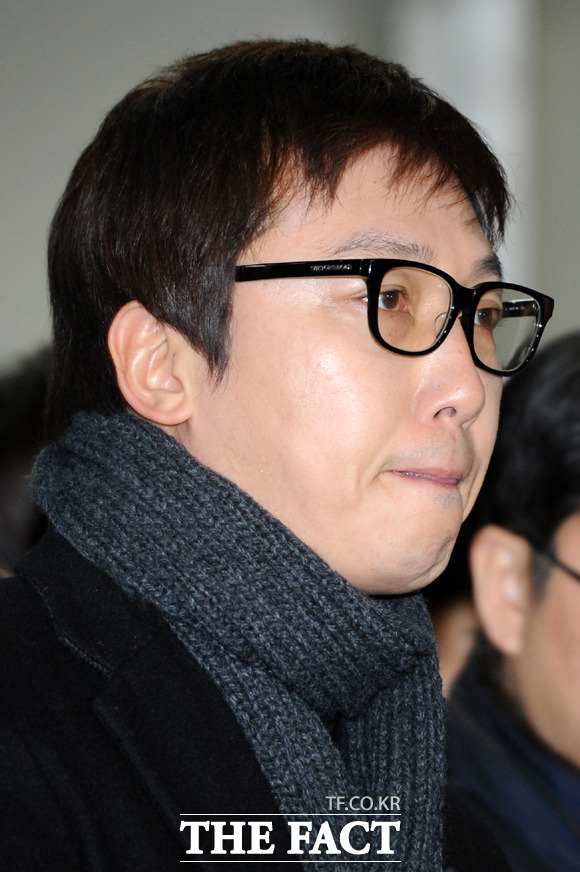 탁재훈 이효림 이혼 소송. 이효림 씨는 탁재훈(사진)이 이혼 소송 가운데 세 명의 여성과 부적절한 관계를 맺어 부부관계가 파탄에 이르렀다며 한 사람당 5000만원 씩 배상을 요구했다./ 남윤호 기자