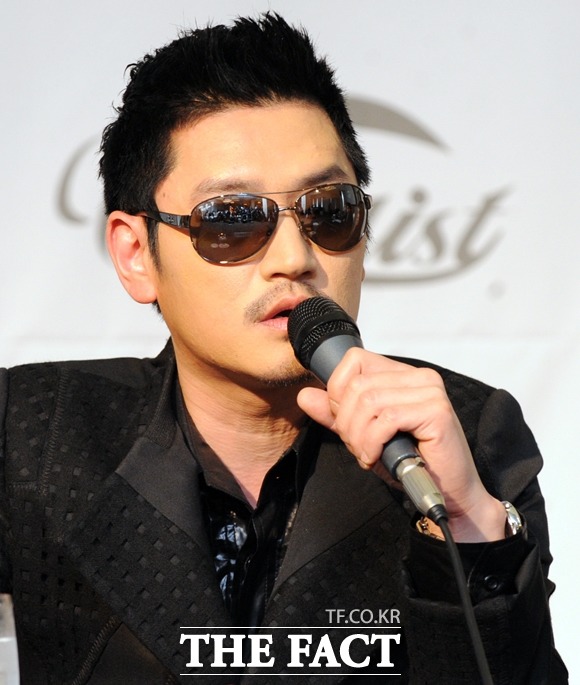 바비킴이 기내에서 난동을 부린 지 한 달여 만에 귀국한다. / 더팩트 DB