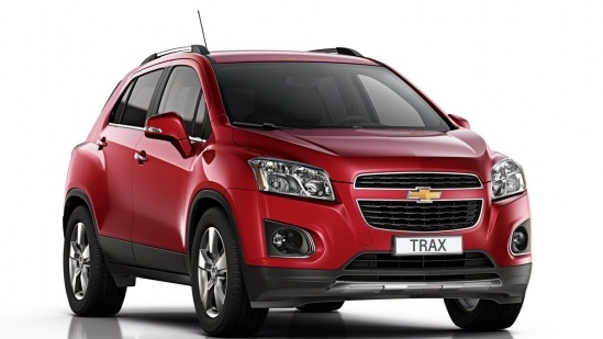 쉐보레 트랙스 출시 쉐보레가 트랙스 디젤 모델로 티볼리의 기세를 꺾을지 관심이 모아지고 있다. 쉐보레는 트랙스 디젤 모델을 올해 2분기 출시할 예정이다./한국지엠 제공