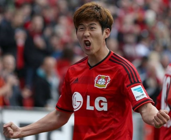 손흥민 해트트릭 손흥민은 한국인으로는 유일하게 유럽 빅리그에서 해트트릭을 작성한 선수다. / 레버쿠젠 페이스북 캡처