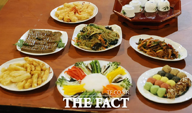전 칼로리. 설날을 맞이해 설날 대표 음식인 전 칼로리에 대한 누리꾼들의 관심이 높다. / 더팩트 DB