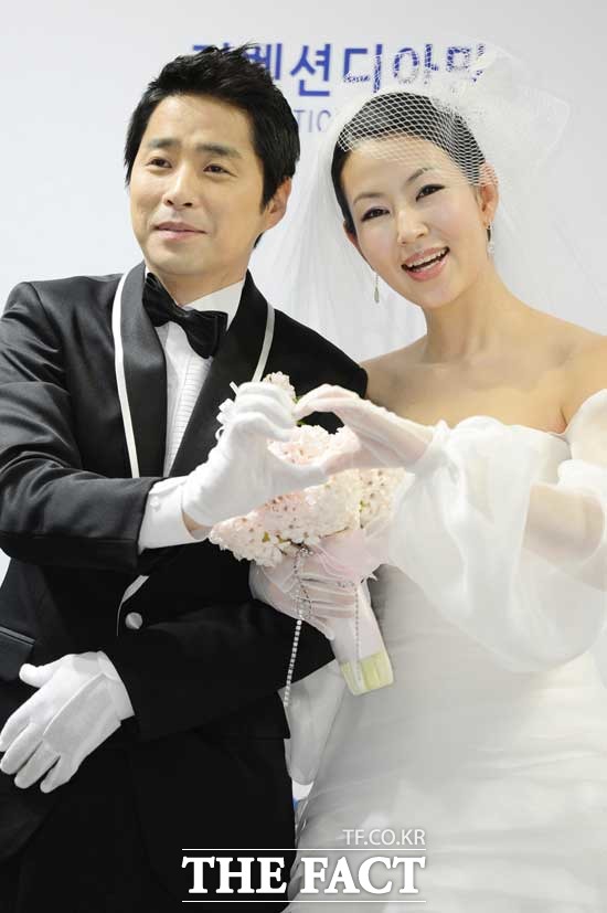 개그맨 차승환이 부러운 이유. 많은 남성들이 차승환(왼쪽)을 부러워하고 있다. 개그맨 차승환은 아내 김예분의 평소 상차림이 13첩 반상이라고 자랑했다. /최진석 기자