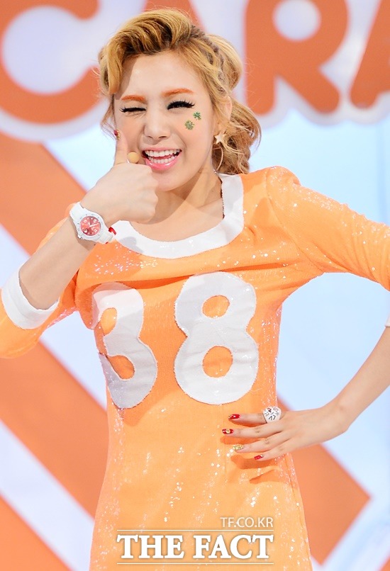 가수 연기 MC 광고 다양한 활약을 기대해 주세요  리지가 자신의 전성기라고 여기는 2012년 당시 모습. 귀여운 부산 사투리에 발랄한 매력이 그의 트레이드마크다. /배정한 기자