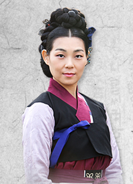 채국희, 하녀들 출연. 채국희에 대한 관심이 높아지고 있다. 채국희가 JTBC 하녀들에서 맡은 찬모 해상 역도 눈길을 끌고 있다. / JTBC 하녀들 홈페이지 캡처