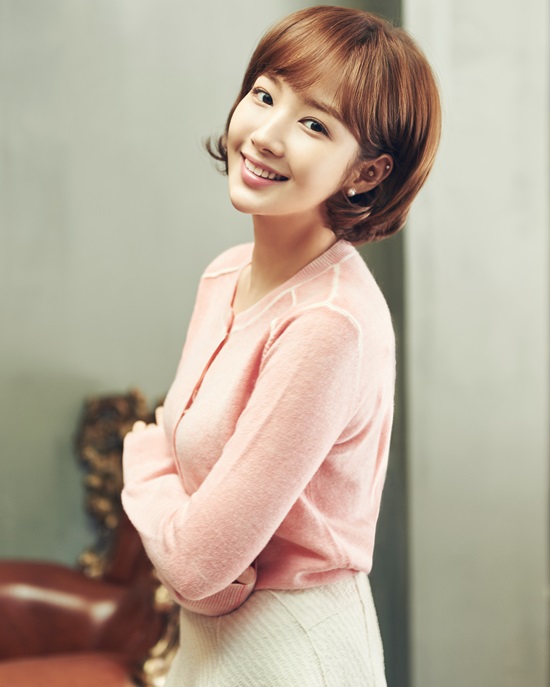 박민영의 여팬앓이. 배우 박민영이 여성 팬들의 존재에 고마운 마음을 표현했다. / 문화창고 제공