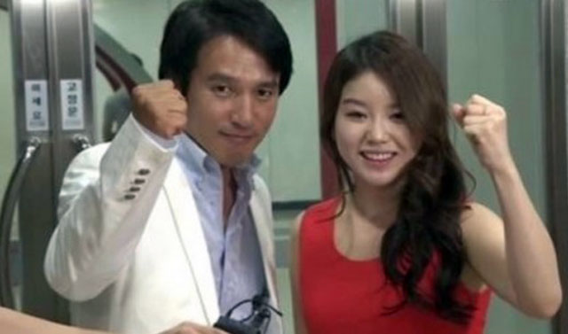 조재현 딸 조혜정, 나가수에도 얼굴 비쳐. 조재현 딸 조혜정이 나가수2에 출연한 사실이 알려졌다. 조재현 딸 조혜정은 아빠를 부탁해에 출연해 배우를 꿈꾸며 오디션을 보러다닌다고 말했다. /MBC 나는 가수다 2 방송화면 캡처