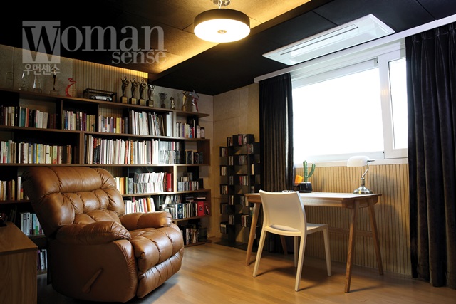 백지영 집 공개. 백지영 집이 공개된 사진이 관심을 받고 있다. 백지영이 공개한 집은 깔끔한 인테리어가 돋보인다. / 우먼센스 제공