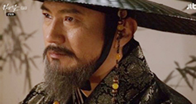 이방원은 누구? 이방원에 대한 누리꾼들의 관심이 높아지고 있다. 이방원은 조선 태조 이성계와 신의 황후 한씨의 다섯 번째 아들로 조선을 세우는 데 큰 공을 세운 인물이다. /JTBC 하녀들 갈무리