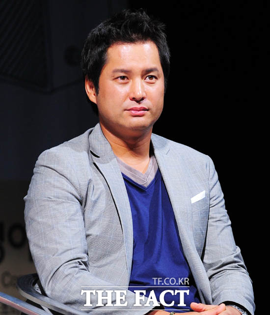 이종원, 작품 속 배역 눈길. 이종원이 5일 인기 검색어에 올라 네티즌들의 관심을 받고 있다. 이종원이 그동안 출연했던 작품 속 배역도 눈길을 끌고 있다. / 더팩트 DB