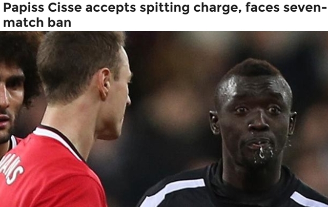 모두 내 잘못 파피스 시세(오른쪽)가 6일 잉글랜드축구협회의 6경기 출전 정지 징계를 받아들인다는 의견을 내놓았다. / 유로스포트 홈페이지 캡처