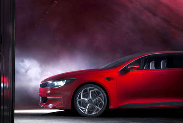 k5 후속 모델 어떻게 생겼나? 기아자동차는 지난달 10일 페이스북에 k5 후속 모델 이미지를 공개했다. 공개된 k5 후속 모델의 가장 큰 변화는 전면 그릴 변경이다./ 기아자동차