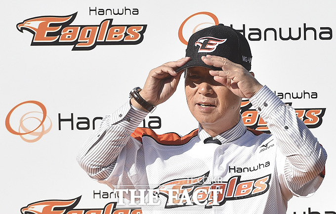 김성근호 출범! 김성근 감독이 이끄는 한화가 시범경기를 시작으로 새출발을 알렸다. /더팩트 DB