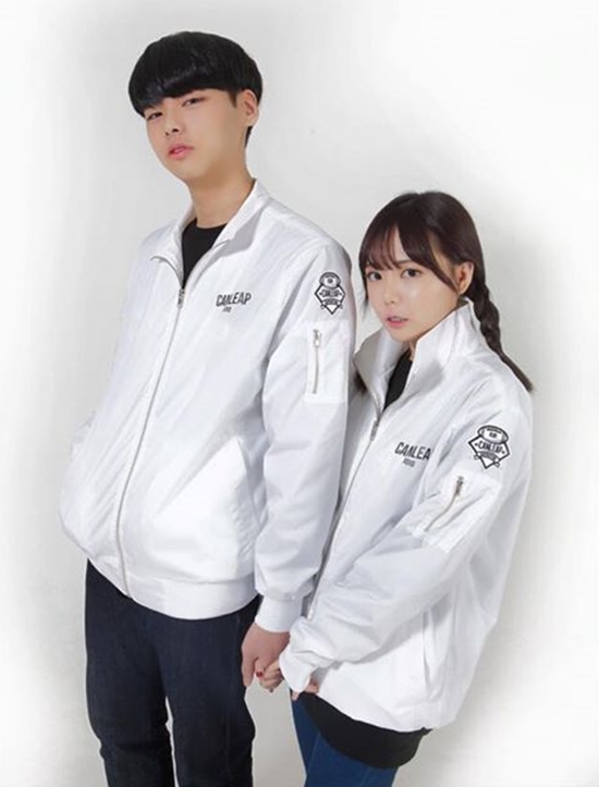 홍영기 이세용 부부 홍영기 이세용 부부가 함께 피팅 모델로 활동하고 있다. 홍영기 이세용 부부의 가정사가 알려져 눈길을 끌고 있다. /홍영기 페이스북