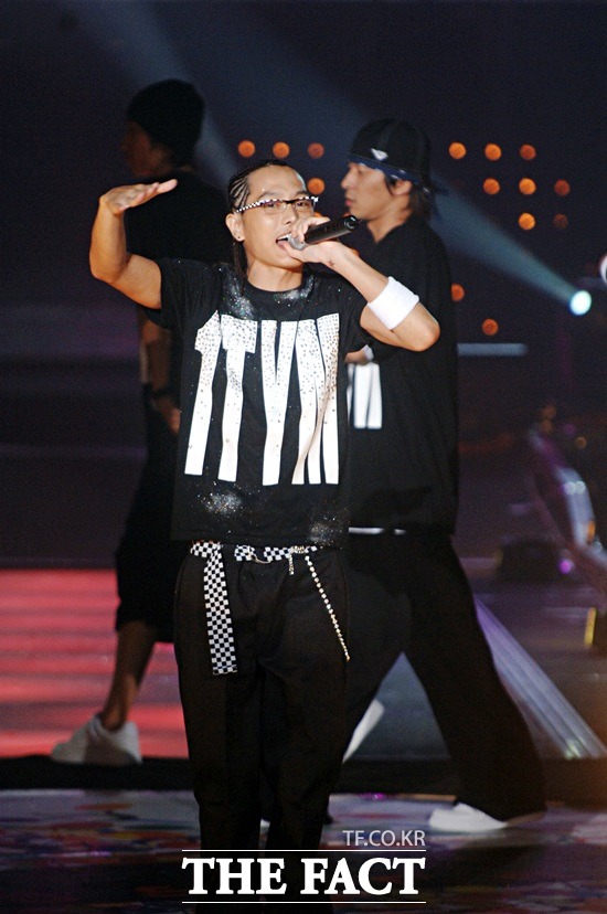 오진환이 5월 결혼식을 올린다. 그는 그룹 원타임 출신으로 지난 1998년 데뷔 이후 소녀 팬들의 많은 사랑을 받았다. /더팩트DB