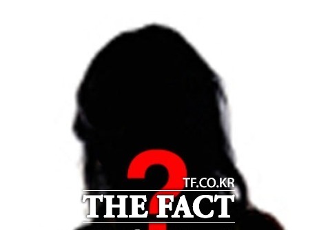 벤츠 여검사 김영란법 적용하면 유죄 벤츠 여검사 사건의 무죄 판결로 마무리된 가운데 이번 사건에 김영란법을 적용했을 때 그 결과가 어떻게 달라지는 지를 두고 누리꾼들의 관심이 높아지고 있다. / 더팩트 DB