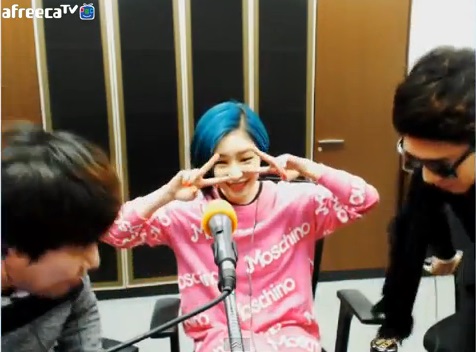 가인, 아프리카 티비 나왔어요! 가인이 11일 밤 아프리카 티비 bj렌딩 방송에 나와 컴백 소감을 밝혔다. /아프리카 티비 캡처