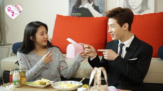 우결 헨리-예원 , 두근두근 첫 만남. 헨리(오른쪽)와 예원이14일 방송되는 우결에 처음으로 합류한다. / MBC 우리결혼했어요4 제공