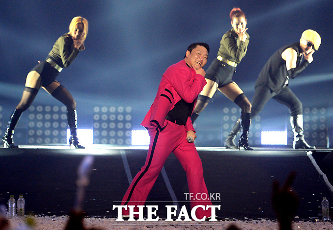 싸이父 경영 디아이. 가수 싸이의 아버지 박원호 회장이 경영하는 주식회사 디아이에 대한 관심이 높다. /이새롬 기자