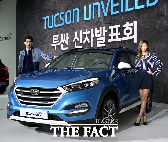 올 뉴 투싼 출시, 새 심장 새 디자인 글로벌 SUV 탄생 17일 현대차는 서울 서초구 더 케이 호텔에서 회사 관계자와 기자단 300여 명이 참석한 가운데 올 뉴 투싼 신차발표회를 진행했다. / 현대자동차 제공