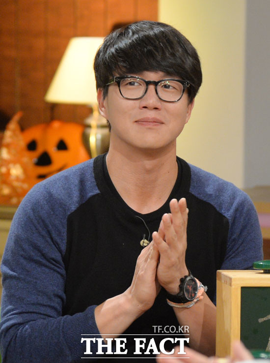 이민호 수지 열애설 들은 성시경의 심정은? 성시경은 최근 JTBC 마녀사냥 녹화장에서 이민호와 수지의 열애설을 언급했다./ 문병희 기자