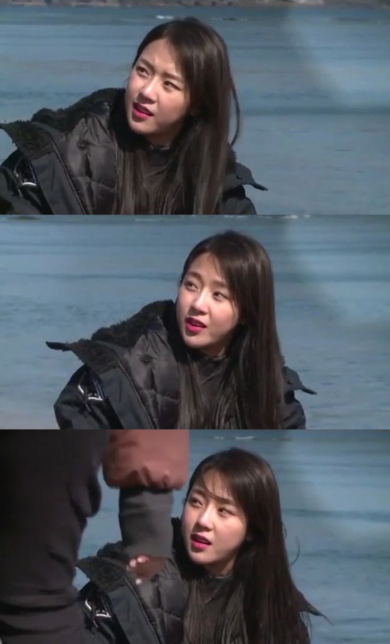 이태임 예원, 욕설-반말 영상…왜 새삼 집중 조명? - 연예 > 기사 – 더팩트” style=”width:100%” title=”이태임 예원, 욕설-반말 영상…왜 새삼 집중 조명? – 연예 > 기사 – 더팩트” loading=”lazy”><figcaption>이태임 예원, 욕설-반말 영상…왜 새삼 집중 조명? – 연예 > 기사 – 더팩트</figcaption></figure>
<figure><img decoding=